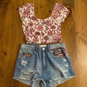 Crop top & high-rise denim shorts set